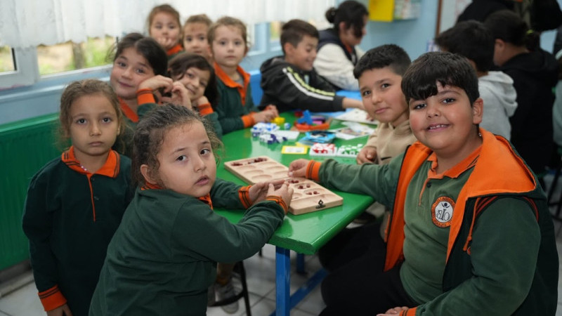 PİRAZİZ YEREL EYLEM GRUBU ÇOCUKLARIMIZIN YÜZÜNÜ GÜLDÜRDÜ 